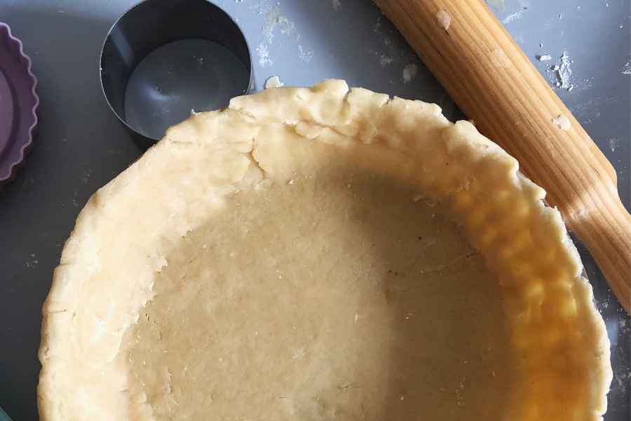 How to Make Pie Dough by Hand Urbaki Cooking